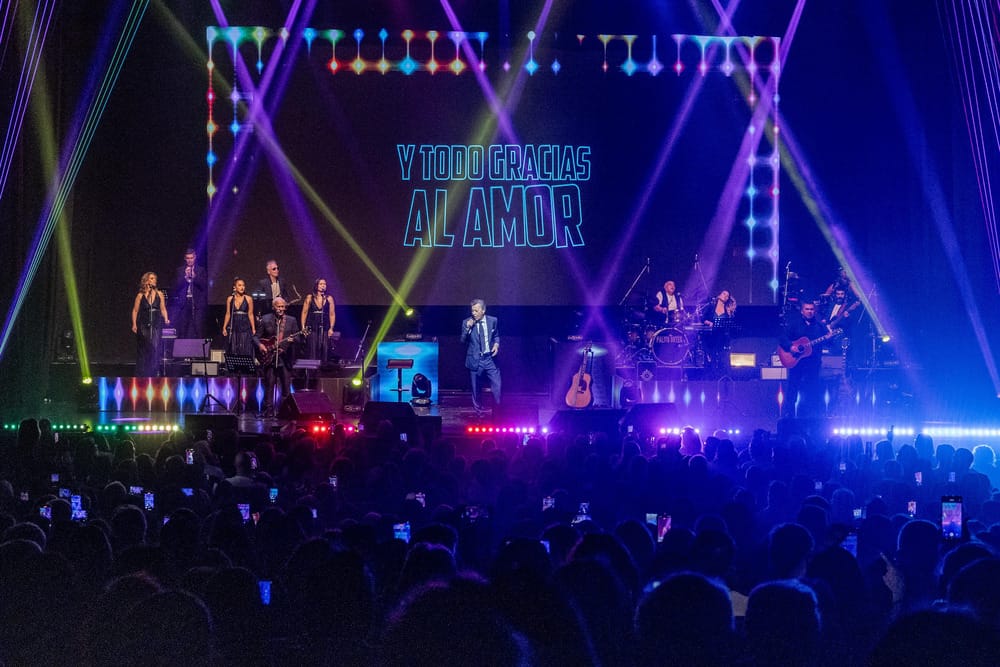 PALITO ORTEGA DESLUMBRÓ EN EL TEATRO ÓPERA CON UN SHOW SOLD OUT Y SE PREPARA PARA UNA NUEVA FUNCIÓN EL 10 DE OCTUBRE