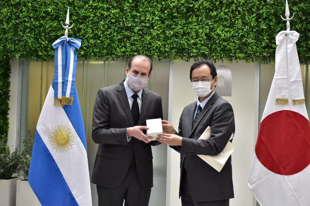 EL EMBAJADOR DE JAPÓN VISITÓ EL PUERTO DE BAHIA BLANCA