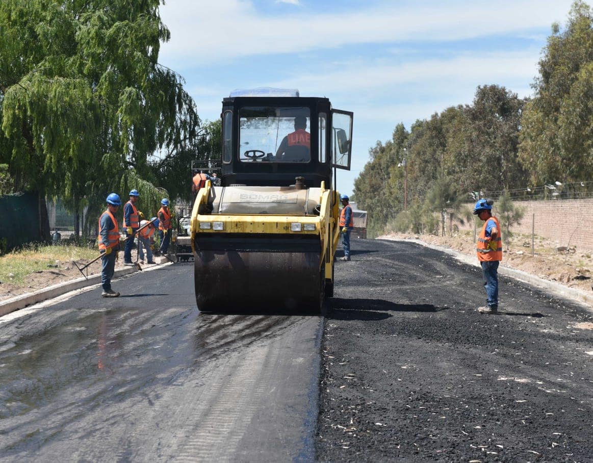 Avanza la pavimentación de calle Cambaceres, entre 14 de Julio y Tres Sargentos