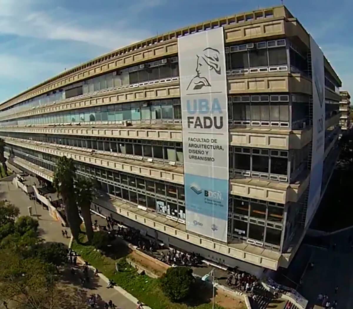 Por el paro universitario 56 instituciones no dictan clases