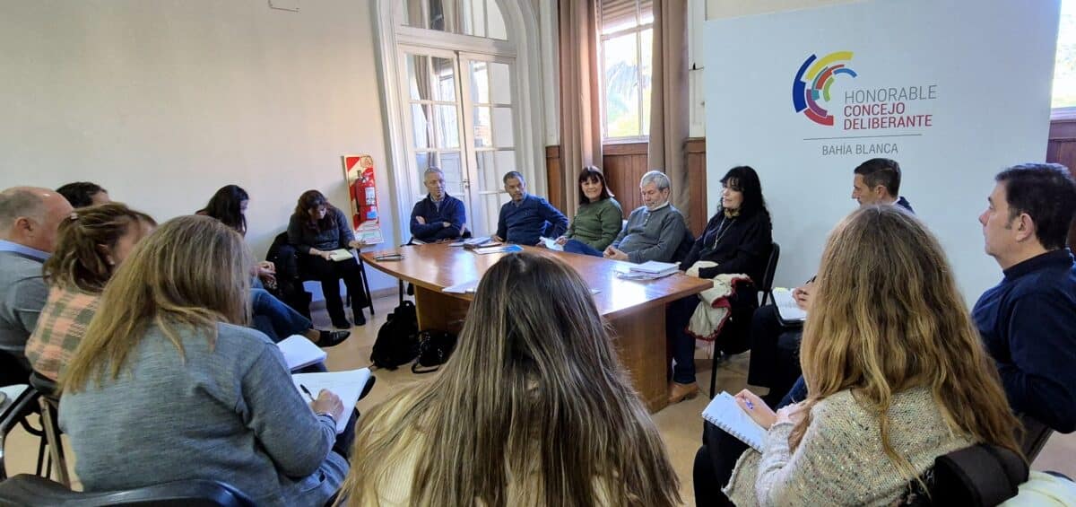 Reunión mensual de la Comisión Asesora de Medio Ambiente