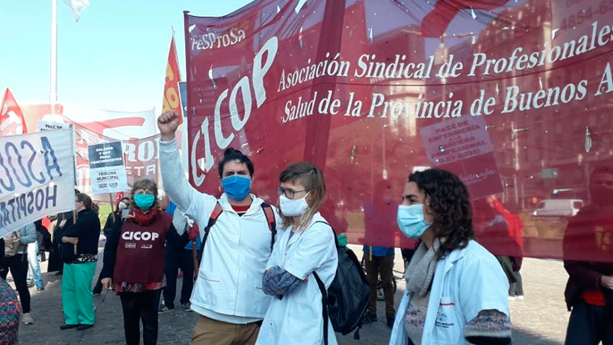 Médicos bonaerenses reclaman “salarios por encima de la inflación”