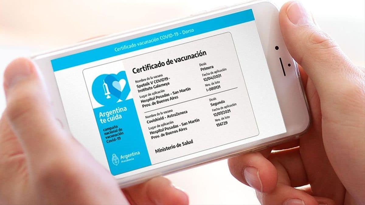 Qué es y cómo se tramita la Credencial de Vacunación Digital de Mi Argentina para viajar dentro del país y al exterior