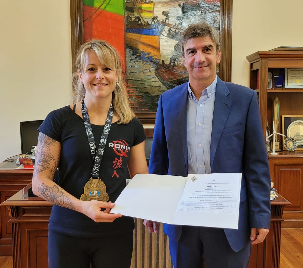 El Municipio entregó un reconocimiento a la campeona Nacional de Powerlifting Raw, Tamara Magario