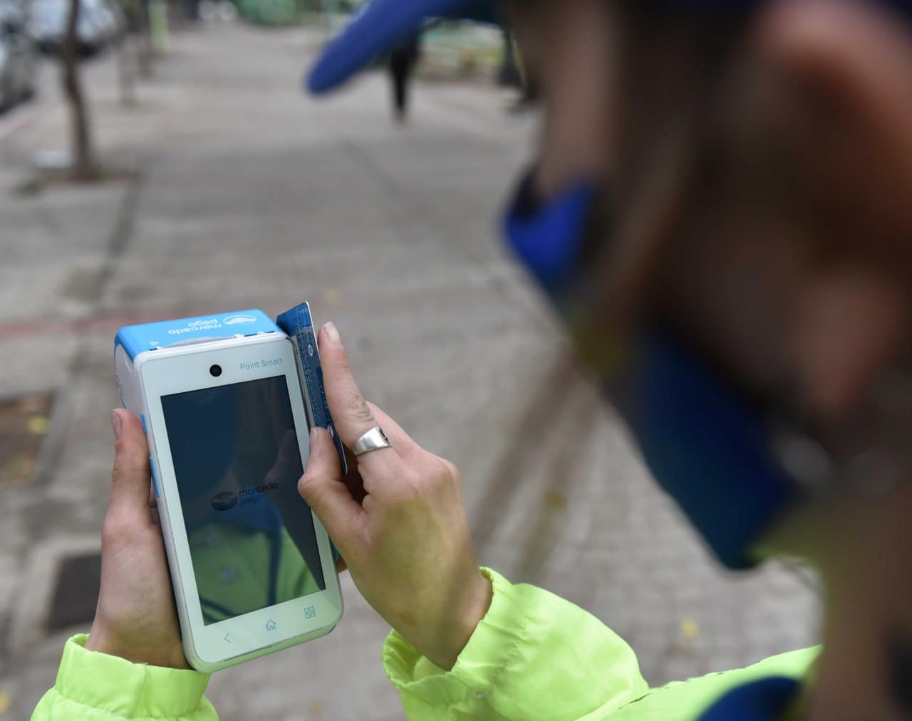 Estacionamiento: habilitan cobro con Posnet para utilizar el sistema
