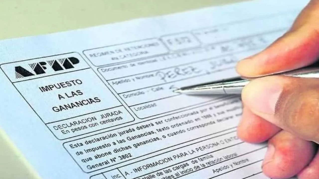 El Gobierno confirmó que presentará un proyecto para la restitución del Impuesto a las Ganancias