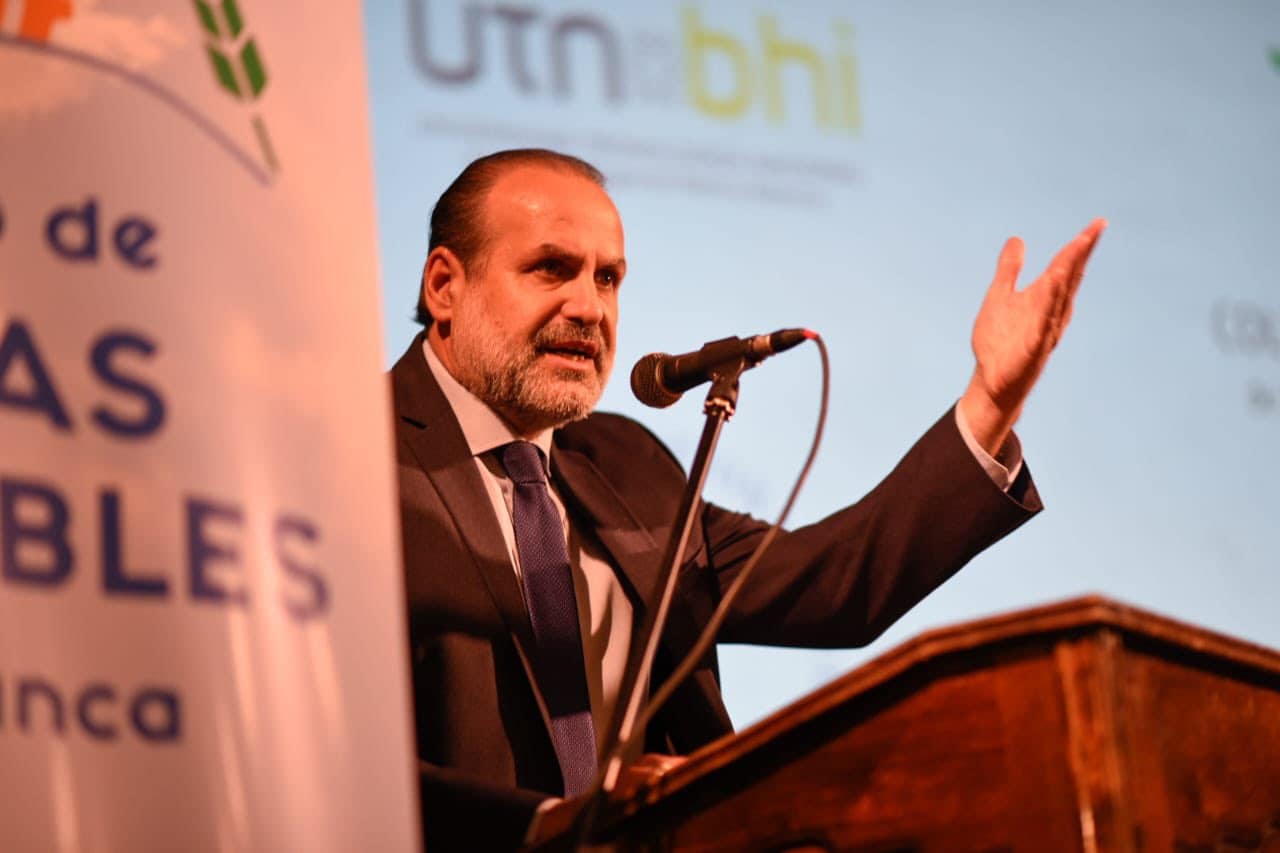 Federico Susbielles participó del inicio de la 4º edición del Congreso de Energías Sustentables