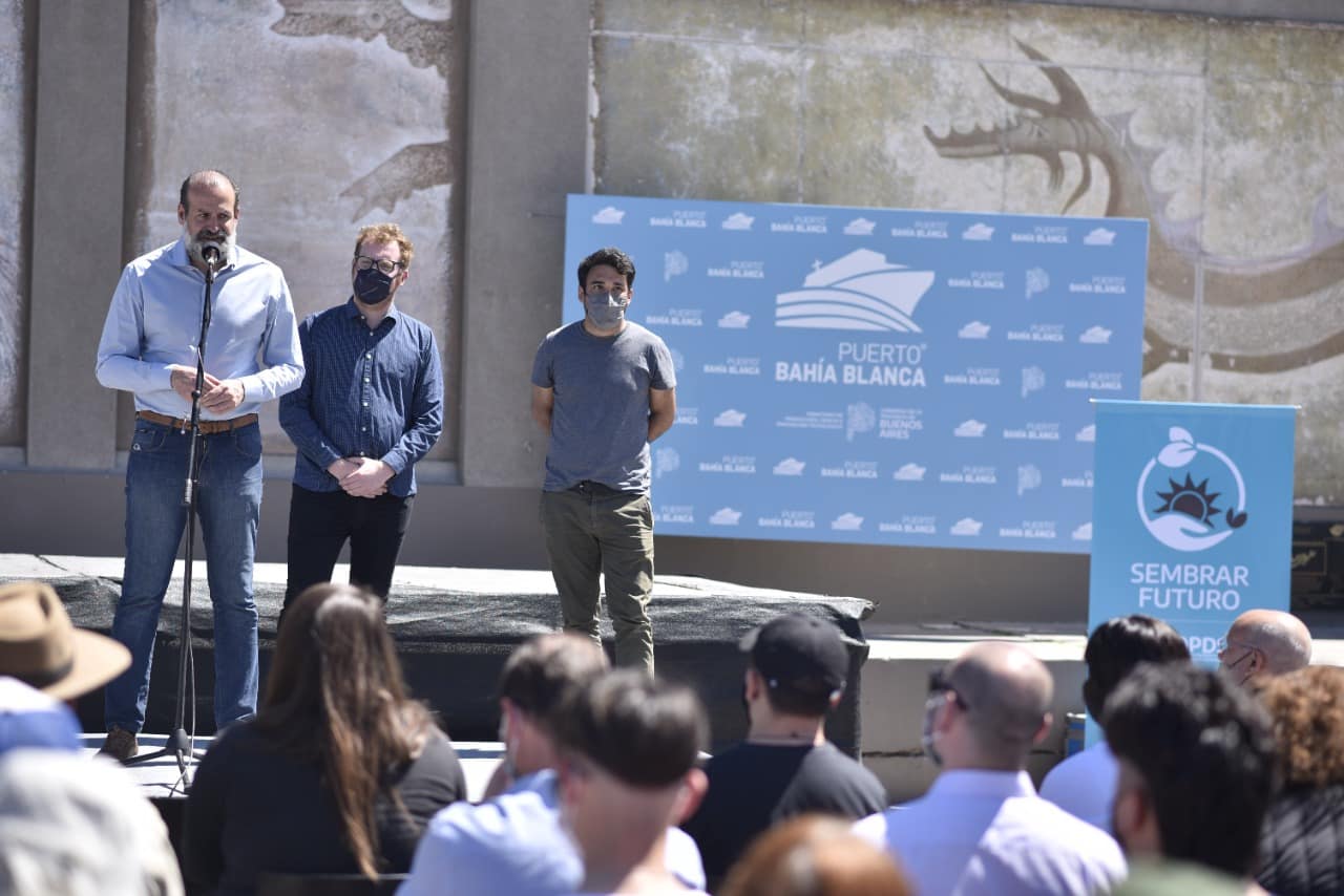 Se presentó “Sembrar Futuro” en el Puerto de Bahía Blanca