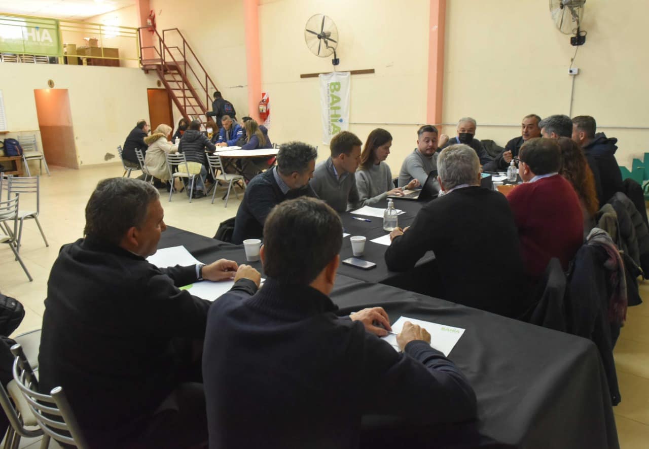 El gabinete municipal tuvo un encuentro con vecinos de Villa Ressia y Piedrabuena