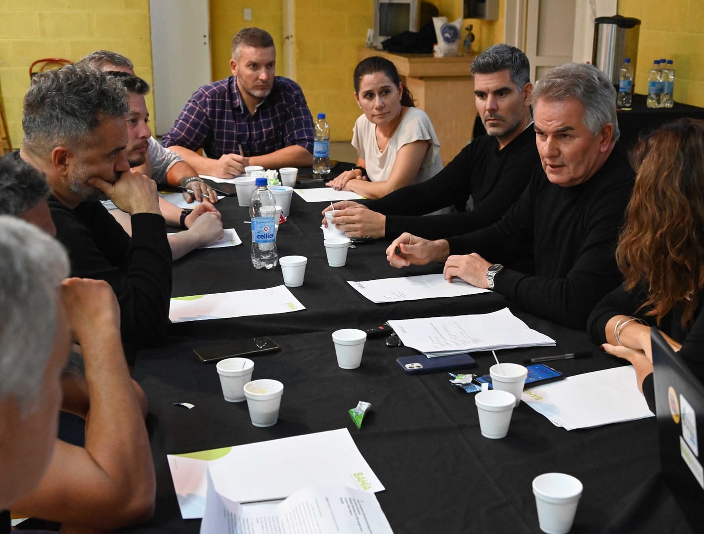 Gabinete en barrios: reunión con referentes de Los Horneros y San Ignacio