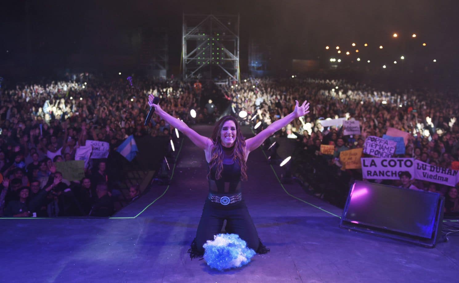 Gran viernes en la Fiesta Nacional del Camarón y Langostino