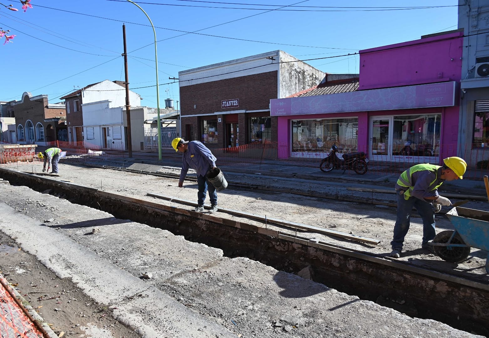 Peatonalización en Villa Mitre: se reanudó la obra en calle Falucho
