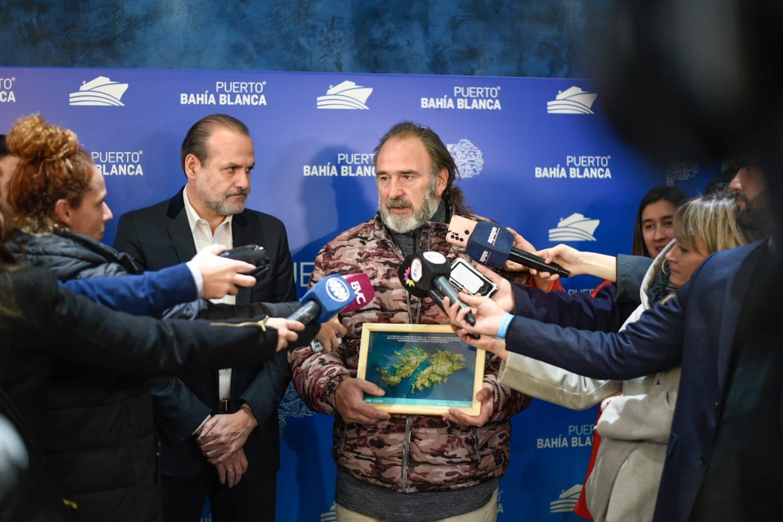 EL PUERTO DE BAHIA BLANCA FUE SEDE DEL OPERATIVO DNI QUE RECONOCE A LOS VETERANOS DE MALVINAS COMO HEROES