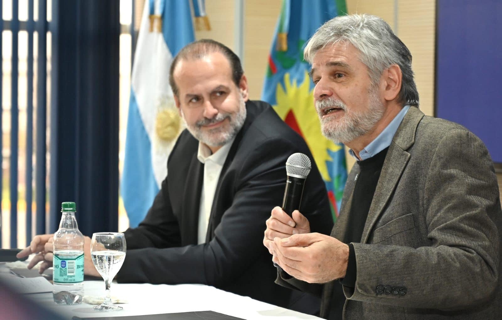 PUERTO INNOVADOR: JUNTO AL MINISTERIO DE CIENCIA Y TECNOLOGÍA SE PRESENTÓ EL FARO PAMPA AZUL