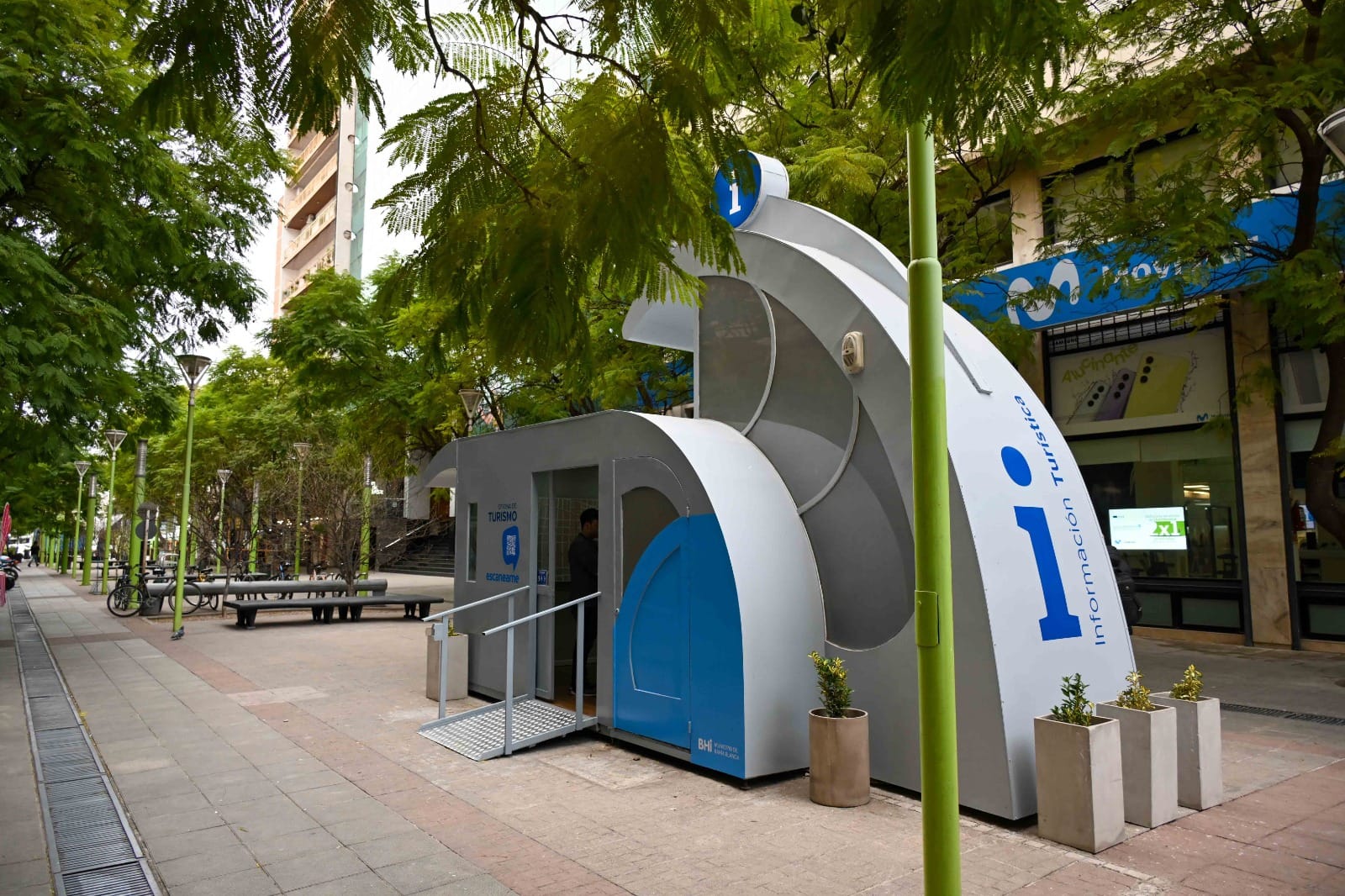 Puesta en valor de la Oficina de Información Turística en Peatonal Drago: más accesible y con mayor cobertura horaria de atención