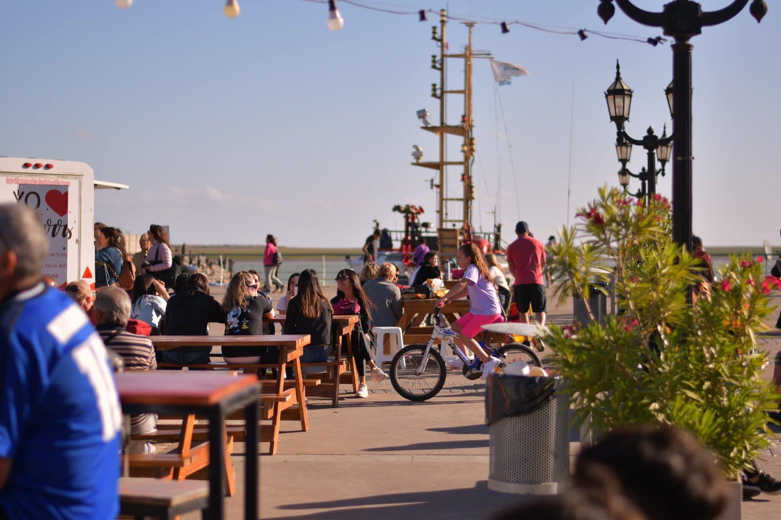 Este fin de semana podés disfrutar de toda la actividad que tiene EL MERCADO del Puerto