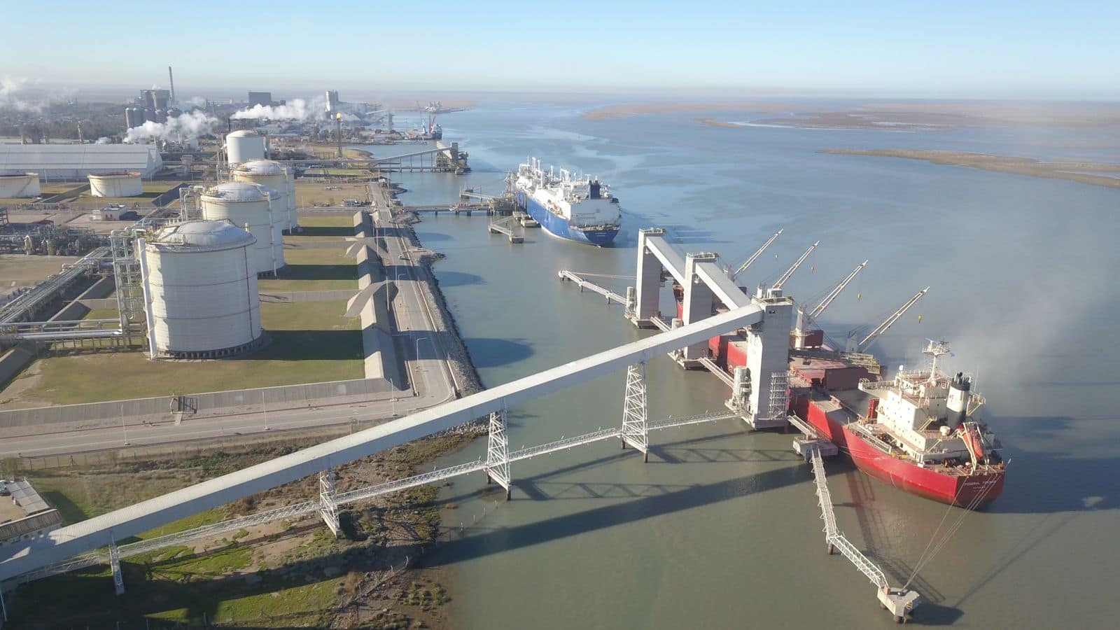 Récords históricos en el primer semestre en el Puerto de Bahía Blanca
