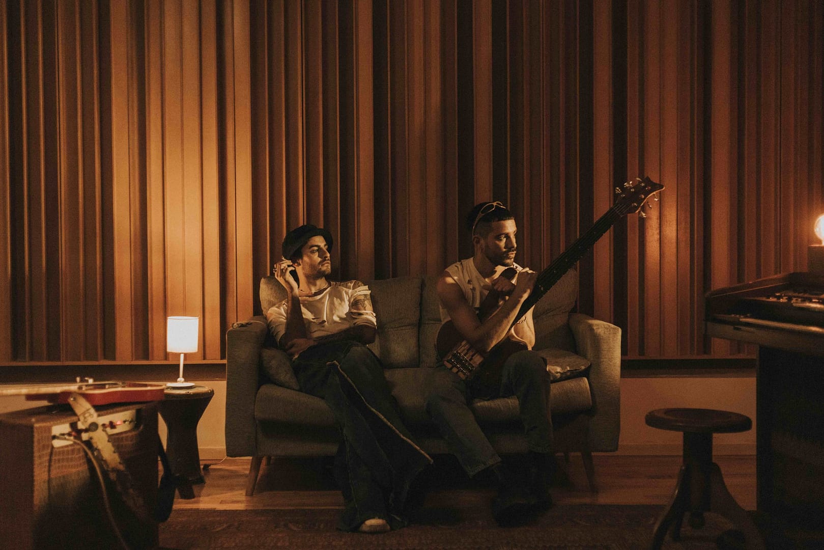JOBA & CHUMBITA presentan su nuevo tema: “HAY QUE SALIR”