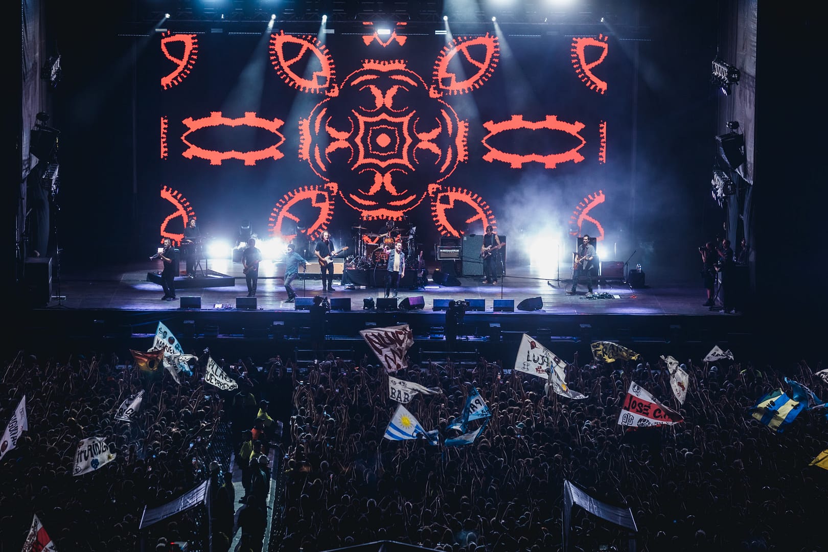 La Vela Puerca hizo vibrar Ferro con un concierto para la historia