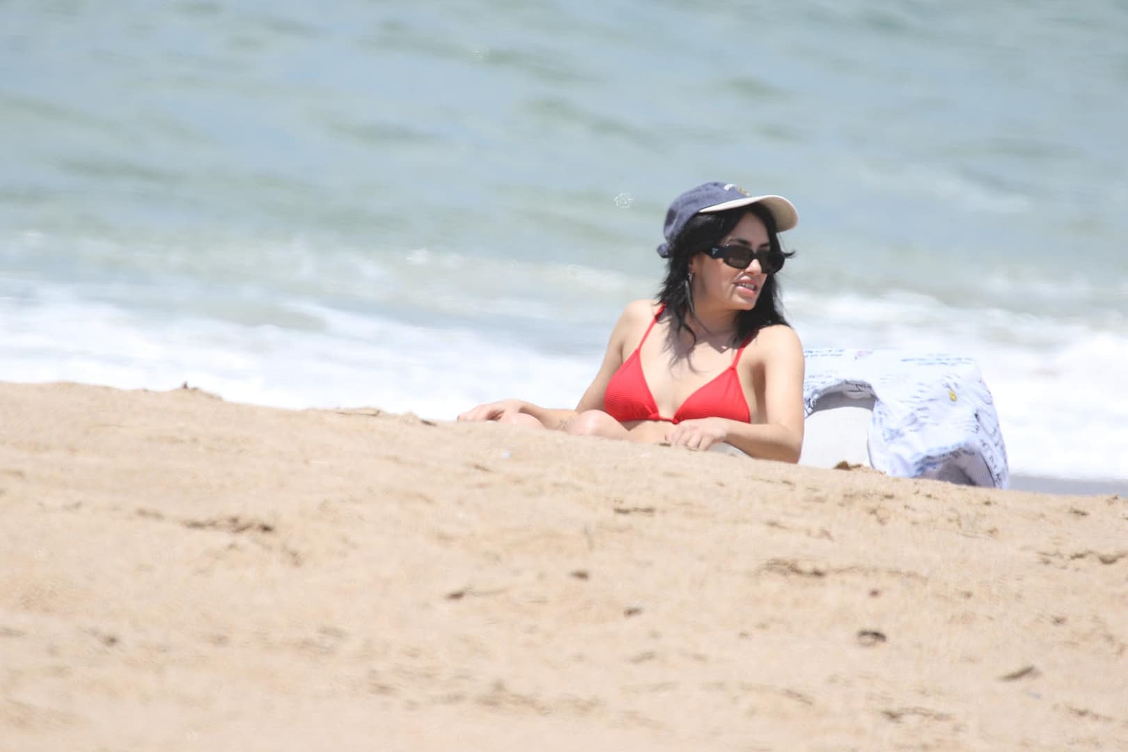 Lali a puro sol en sus vacaciones en Punta del Este