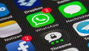 WhatsApp prepara reacciones con emojis para los mensajes dentro de un chat