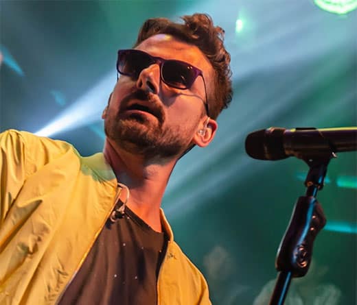 “La Banda de Grillo” presentó “La melodía de Dios”