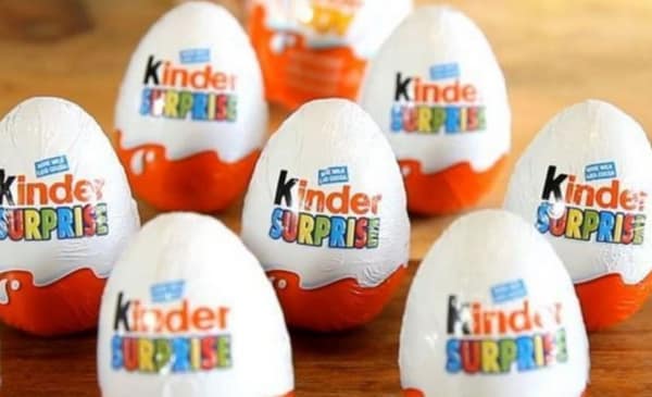 Por casos de salmonella en Europa, retiran huevos Kinder como precaución en Argentina