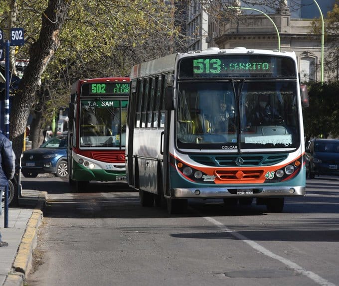Vuelven las frecuencias habituales en el transporte público