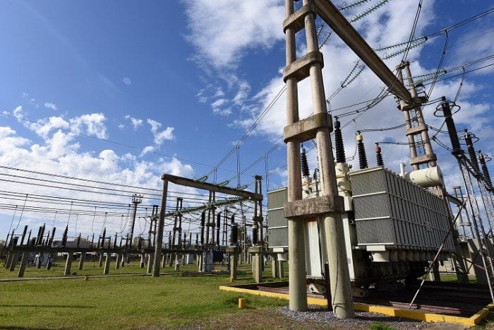 Congelan el precio de la luz hasta mayo