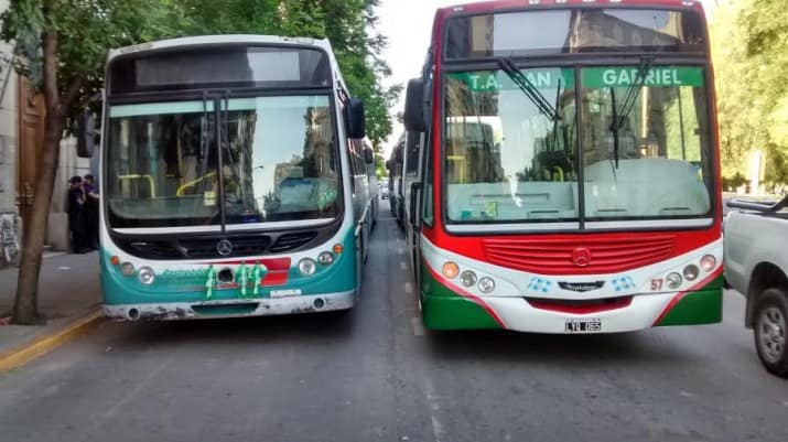 Bahía Blanca no tendrá transporte público este martes