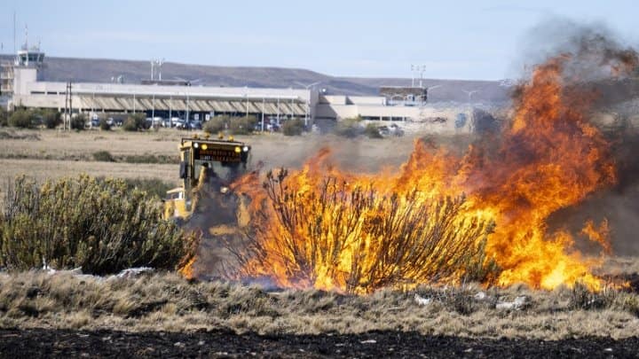 Cuatro provincias registran focos activos de incendios forestales