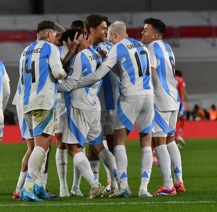 Argentina visita a Colombia con la intención de reafirmar su liderazgo en las Eliminatorias