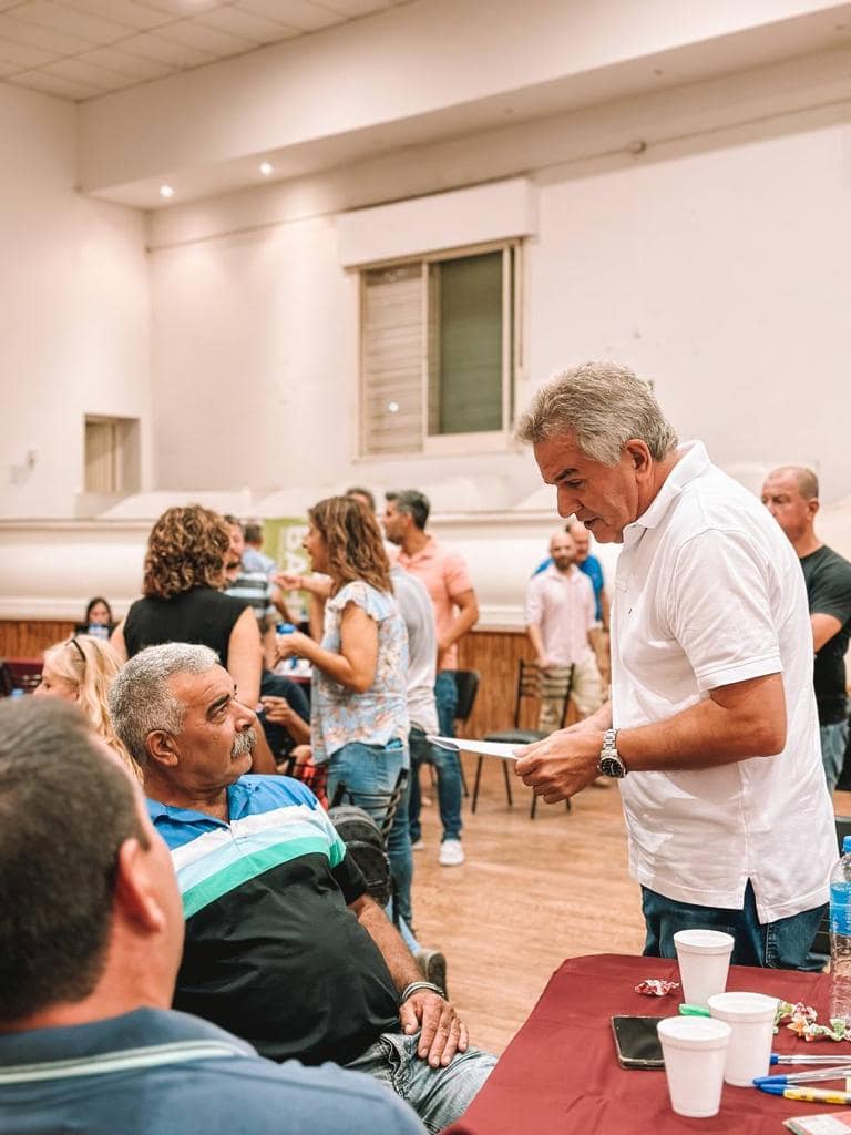 El intendente encabezó la primera reunión de gabinete del año con vecinos y vecinas de Cabildo