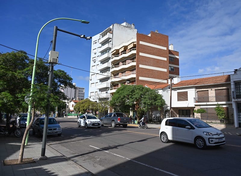 Fotomultas: se habilitarán cámaras en dos puntos de Avenida Alem