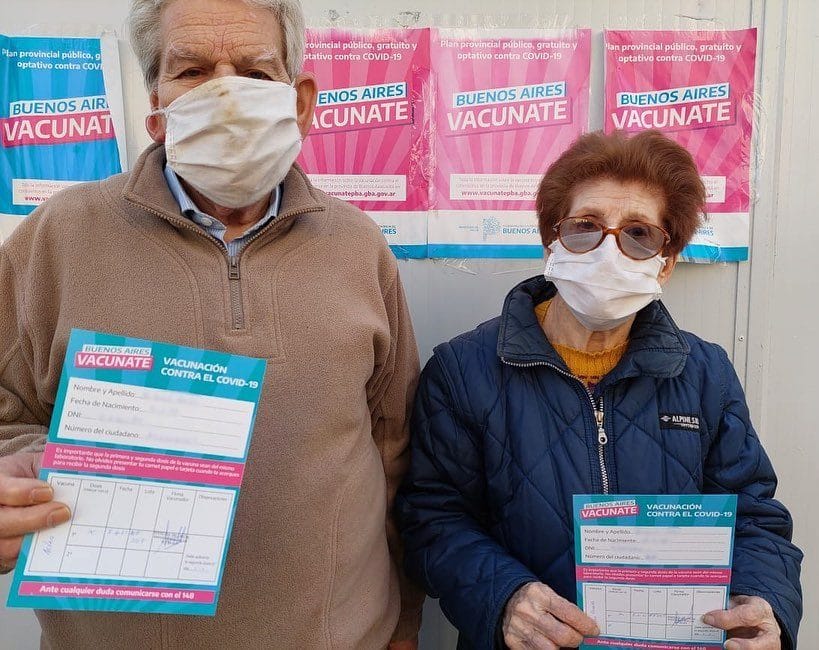 VACUNACIÓN LIBRE PARA MAYORES DE 60 AÑOS