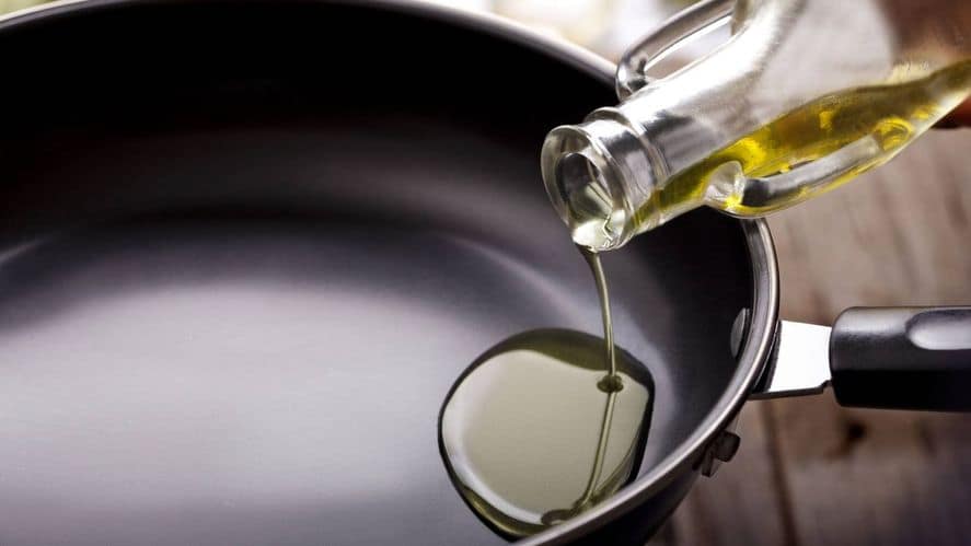 La Anmat prohibió la venta de un agua, una miel y un aceite