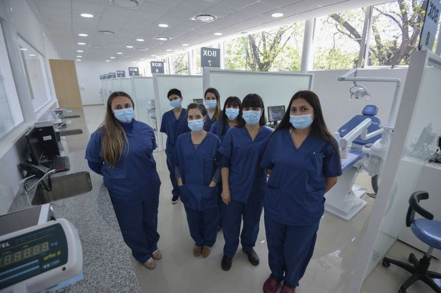 Permiten evitar el asilamiento al personal de salud que sea contacto estrecho