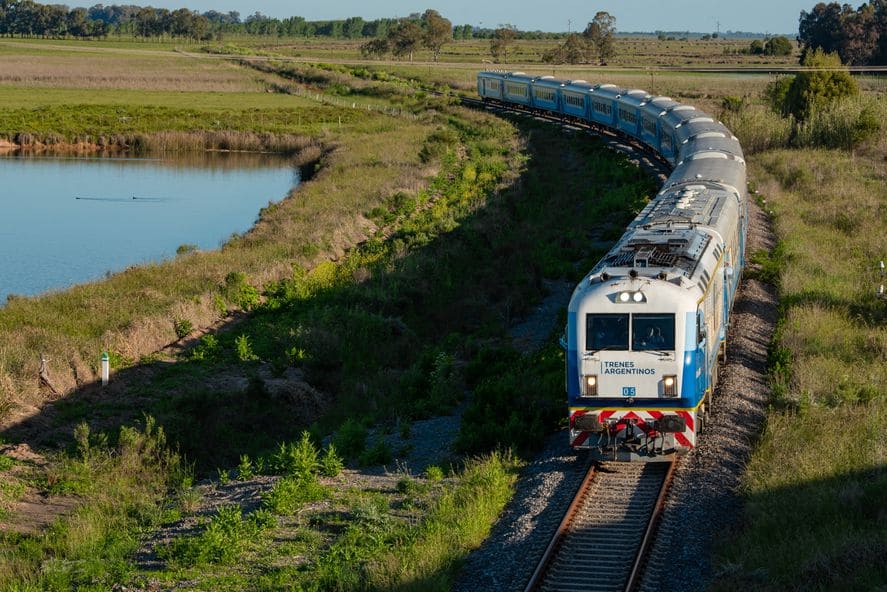 Abren la venta de pasajes en tren para la temporada de verano
