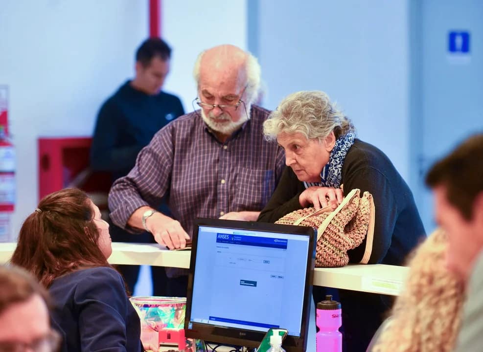 El Gobierno oficializó el bono para jubilados: cómo quedan los haberes en agosto